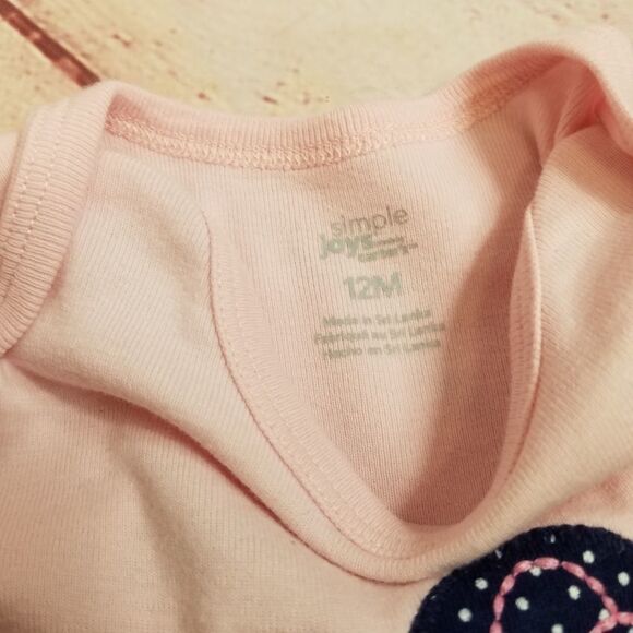 Carters onsies 12 months - Picture 4 of 5